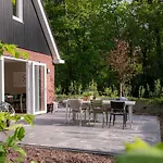 別荘 Luxe Ruwe Iep Veluwe ヌンスペート