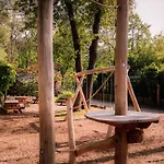 Luxe Ruwe Iep Veluwe ヌンスペート